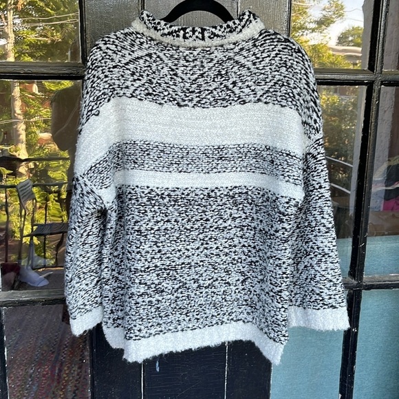 Magaschoni Sweaters - Magaschoni Black/White Wool Mohair Blend Sweater Boxy Oversized Sweater Sz Small